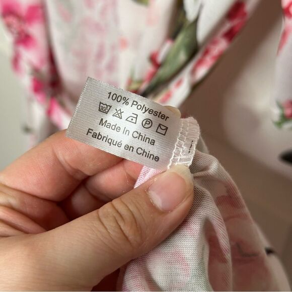 Show Me Your MuMu Garden Of Blooms White Pink Floral Bride Robe OS Girly Boho - Picture 7 of 7